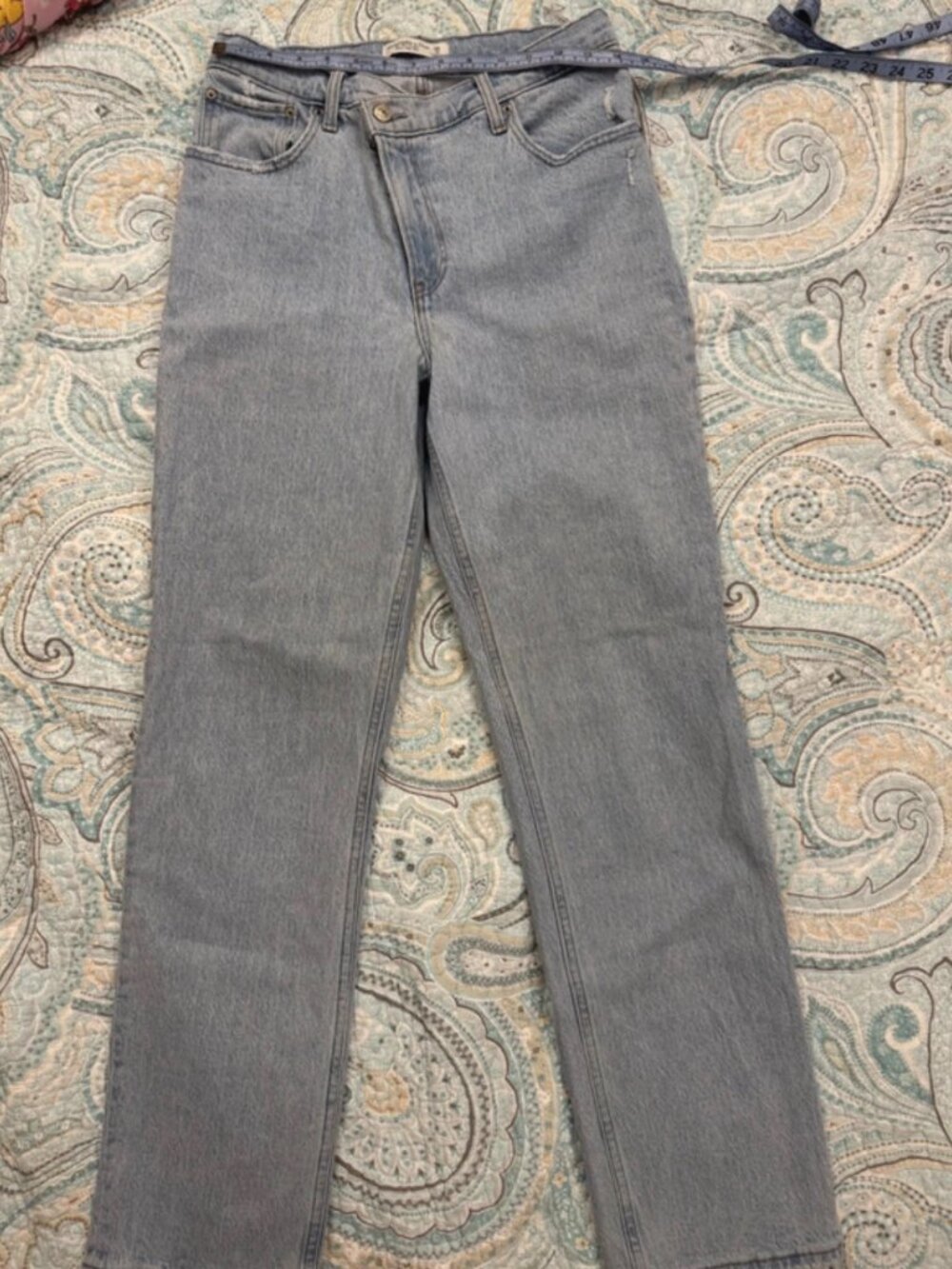 Abercrombie & Fitch 28/6R